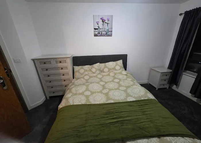 Apartment 2 Bedroom Flat With Free Parking Leeds (West Yorkshire)